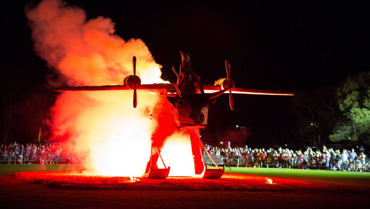 2014 Dardanup Bull and Barrel festival excites crowds with a blaze of